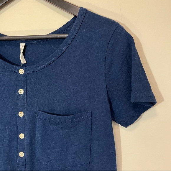 NWT Lifetime 100% Cotton Button Pocket T-Shirt - Picture 2 of 9